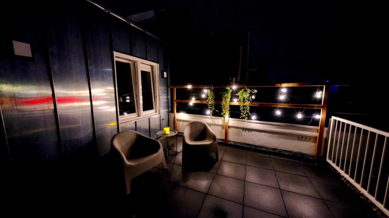 Sunny 45M2 Penthouse With Balcony And Terrace - R65C Apartment Eindhoven Luaran gambar